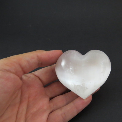 Selenita, forma corazón