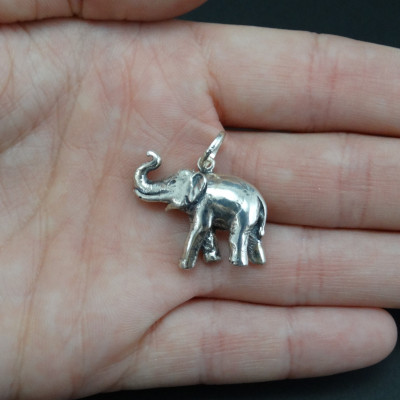 Colgante Elefante en plata de 1ª ley