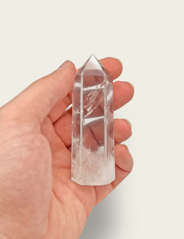 Punta de Cuarzo Cristal de Roca natural tallada en mano
